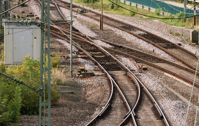 S-bahn sbahn s bahn Bahn weiche weichenstörung sbahn s bahn backnang symbol Symbolbild symbolfoto