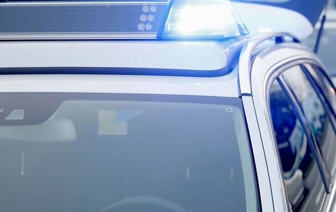 Blaulicht Polizei Polizeistreife Unfall Symbol Symbolbild Symbolfoto