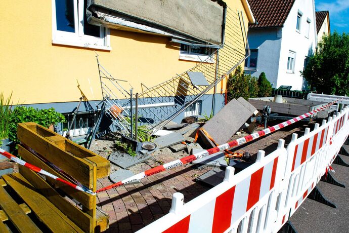 Balkon stürzt in Steinheim an der Murr ab - 5 Verletzte