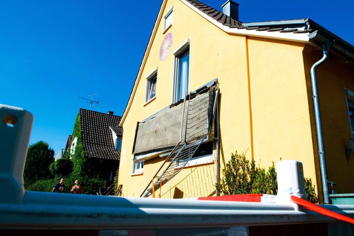 Balkon stürzt in Steinheim an der Murr ab - 4 Verletzte