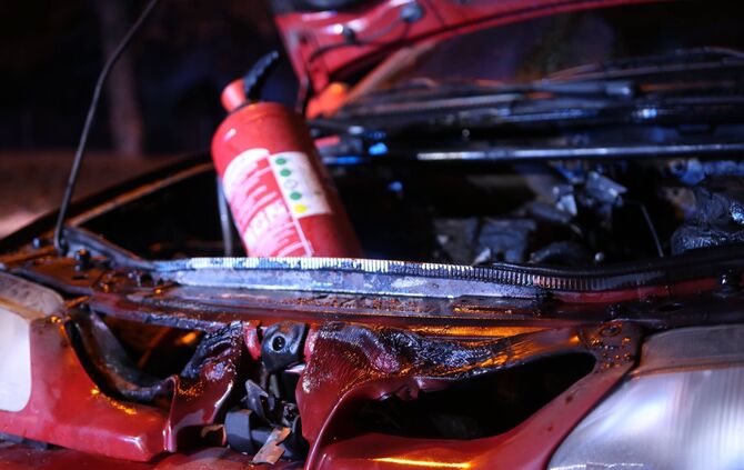 Fahrzeugbrand auf der Stuttgarter StraÃe in Fellbach_0