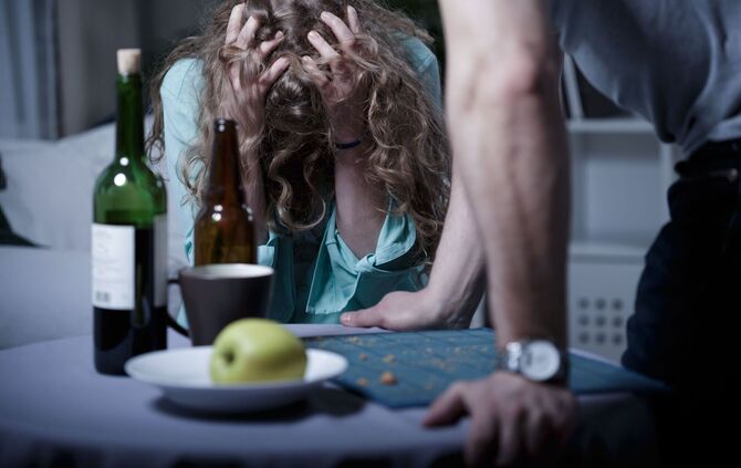 Gewalt gegen Frauen