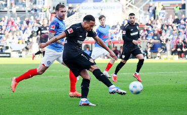 Bundesliga Holstein Kiel vs. VfB Stuttgart
