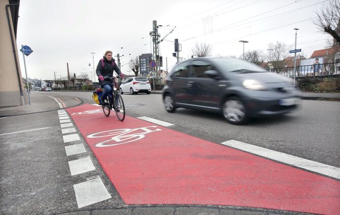 Schorndorf Grabenstrasse Fahrradweg Radfahrer