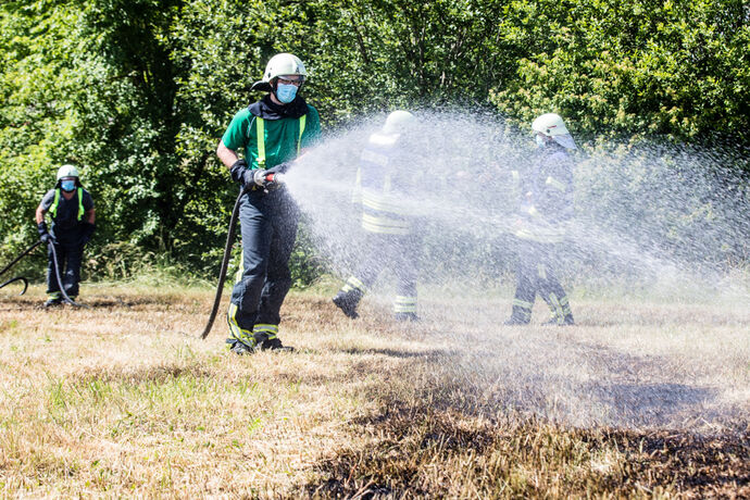 Flächenbrand, Sörenbergweg, Waiblingen-Neustadt, 02.06.2020.