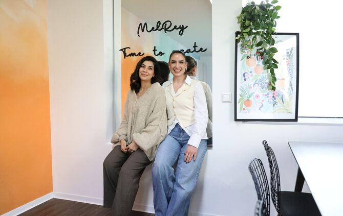 Melek Cora und Reyhan Soylu, die Gründerinnen von "MelRey", dem neuen Kreativatelier in Remshalden.