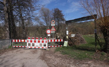 Absperrung zu Kernershof