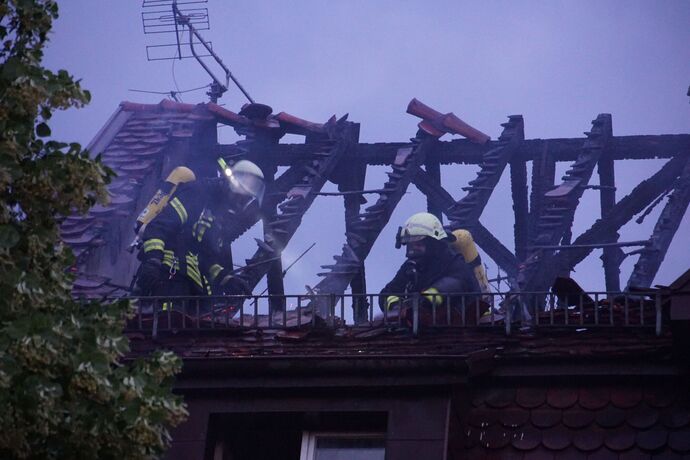 Ludwigsburg: Ausgedehnter Dachstuhlbrand in der Innenstadt