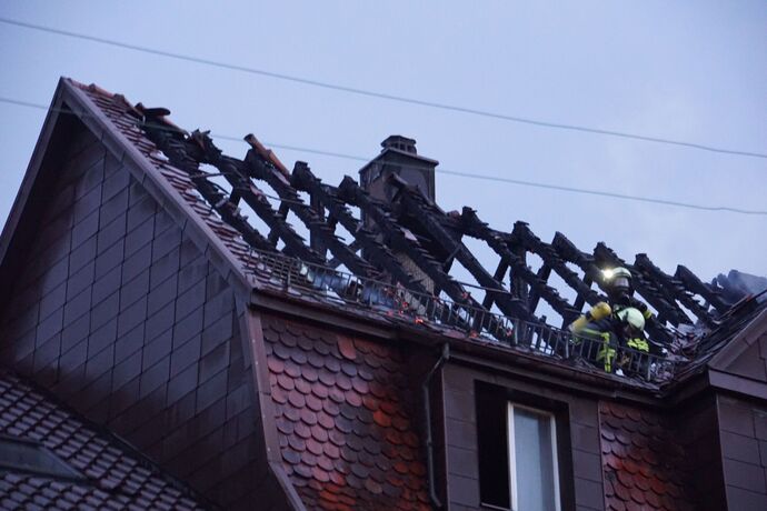 Ludwigsburg: Ausgedehnter Dachstuhlbrand in der Innenstadt