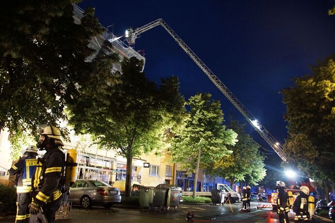 Ludwigsburg: Ausgedehnter Dachstuhlbrand in der Innenstadt