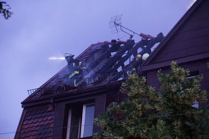 Ludwigsburg: Ausgedehnter Dachstuhlbrand in der Innenstadt