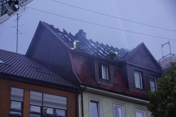 Ludwigsburg: Ausgedehnter Dachstuhlbrand in der Innenstadt