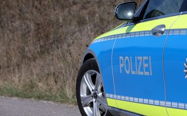 Blaulicht Polizei Polizeiauto Symbol Symbolbild Symbolfoto