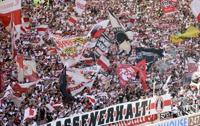 Cannstatter Kurve, Fans, Ultras, VfB-Fans, Fußball-Fans