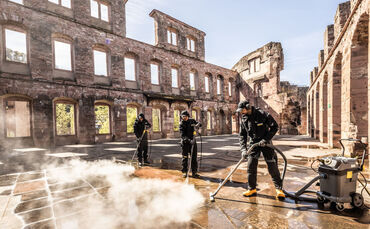 reinigung-heidelberghloss-karcher_1-2