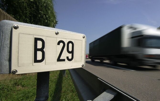B29 B 29 Bundesstraße Symbol Symbolbild Symbolfoto