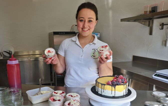 Ginas Gelati