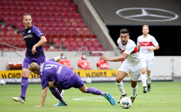 Fußball  2. Bundesliga  VfB Stuttgart vs. VL Osnabrück