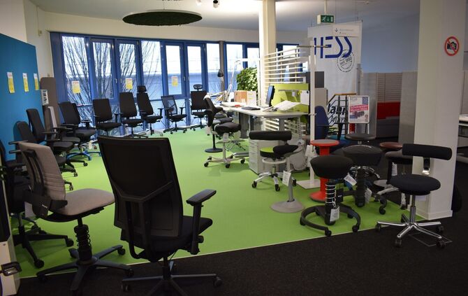 Große Auswahl  an Bürostühlen