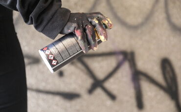 Graffiti Sprayen Sprayer Spraydose Symbol Symbolbild symbolfoto