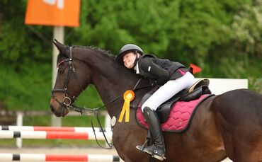 ava_isabella_rechner_siegerin_l_springen_x_sophia_g_fotografie