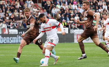 Fußball  St. Pauli vs. VfB Stuttgart