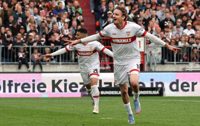 Fußball  St. Pauli vs. VfB Stuttgart
