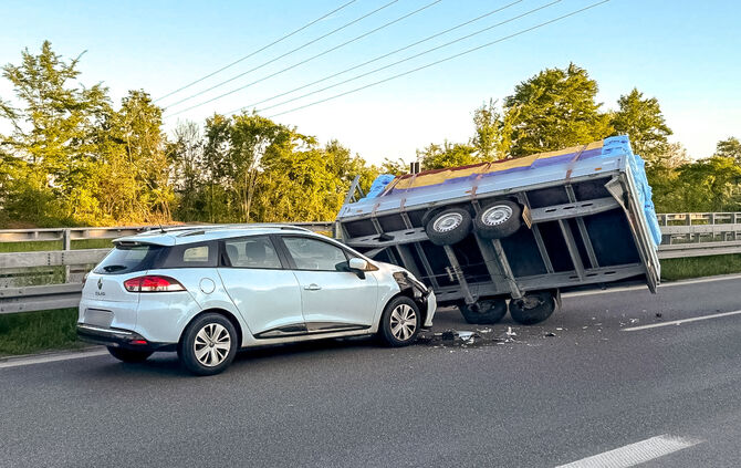 Unfall B14 Schwaikheim, 10.05.2025.