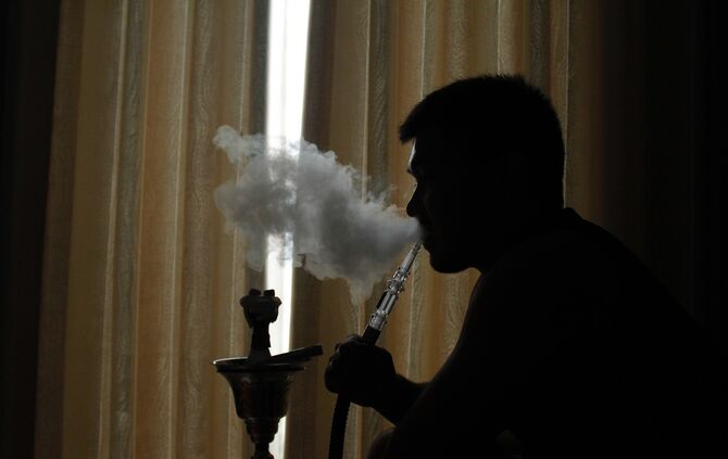 Shisha Shishabar Wasserpfeife Symbol Symbolbild