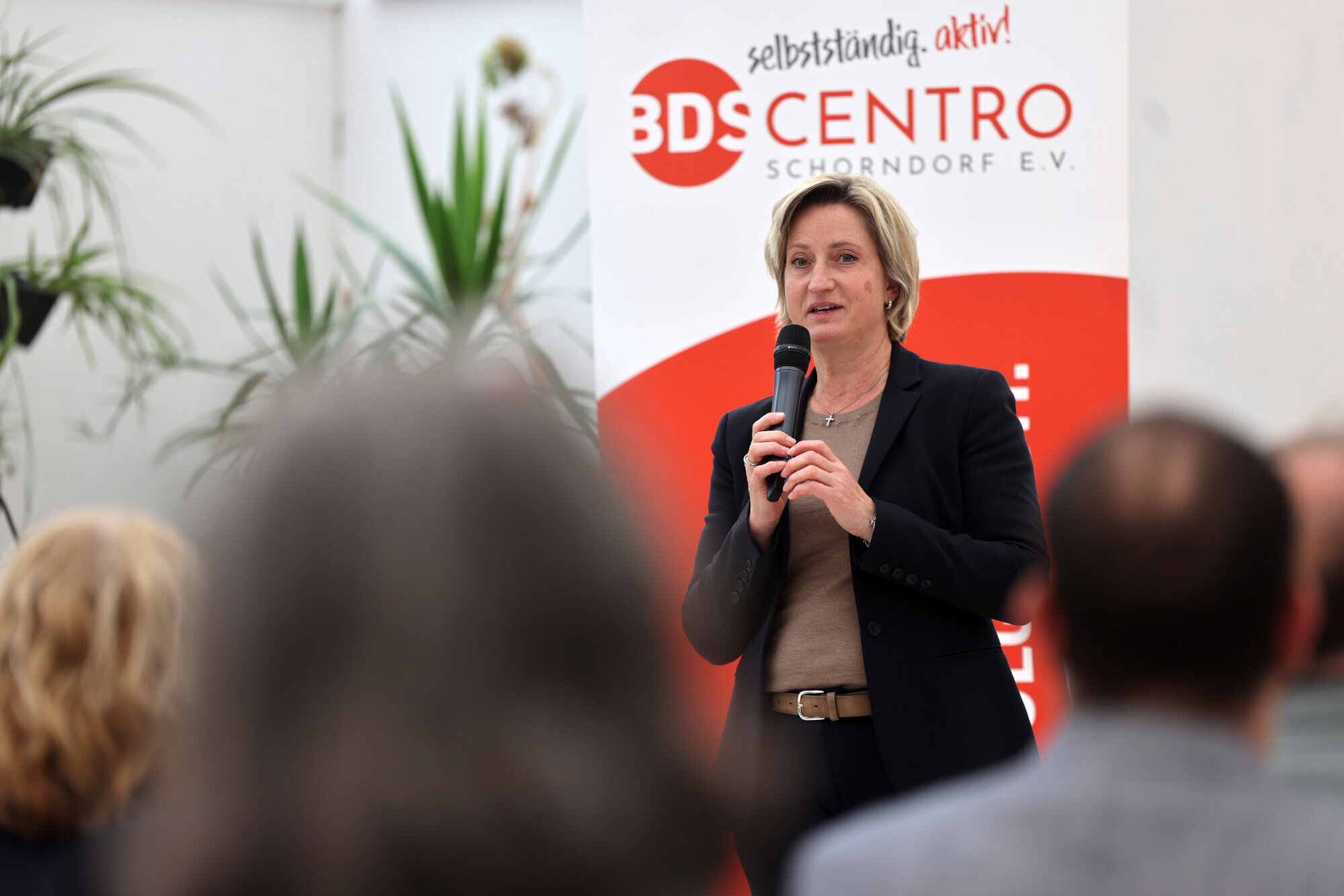Arbeit Muss Sich Wieder Lohnen Wirtschaftsministerin Beim BdS In arbeit-muss-sich-wieder-lohnen-wirtschaftsministerin-beim-bds-in