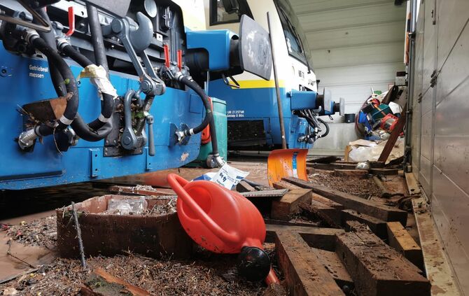 whatsapp-image-2025-05-13-at-141957-2