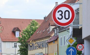 Tempo 30 Schilder - 1