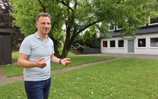 Pfarrer Raphael Fauth