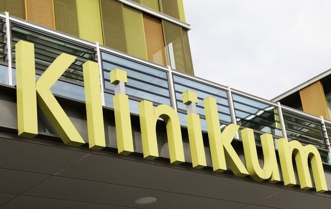 Rems-Murr-Klinikum Winnenden Krankenhaus Klinik Symbol Symbolbild symbolfoto - 1