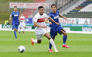 Fußball  2.Bundesliga  Karlsruher SC vs. VfB Stuttgart