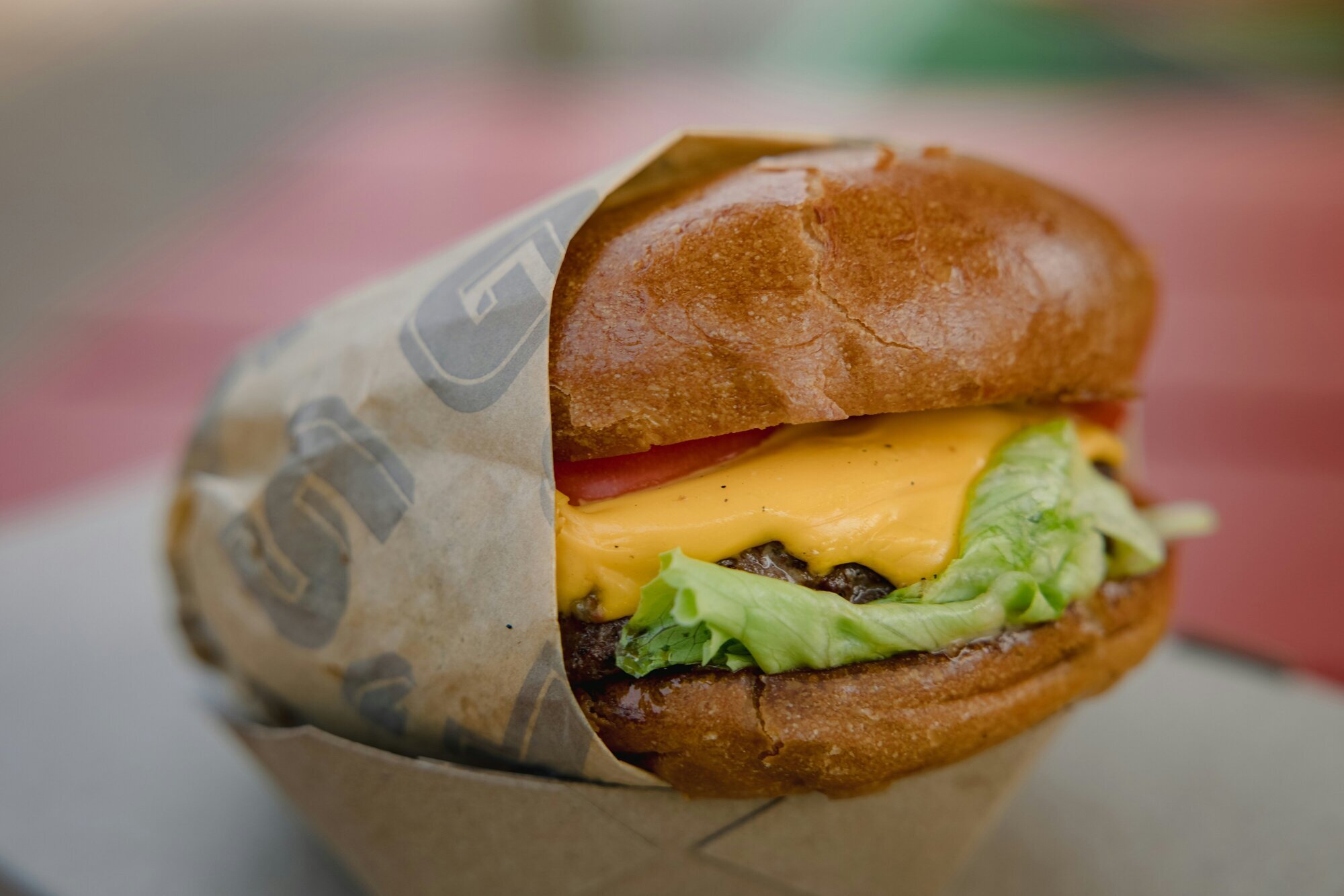 Vegane Smashburger für Stuttgart: Neueröffnung von Doen Doen Burger in ...