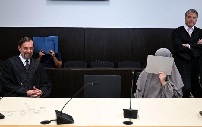Salafistischer Tiktok-Star wegen Spendenbetrugs vor Gericht
