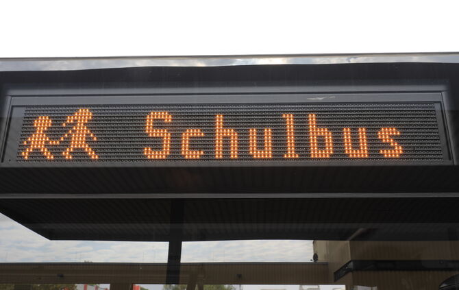 Schulbus