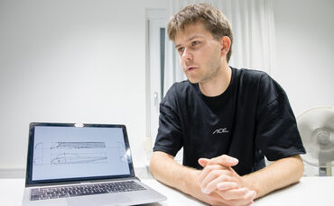 Samuel Hartung entwickelt ein Solar-Fahrzeug für die "Bridgestone World Solar Challenge 2025", ZVW Redaktions Winnenden, 01.07.2