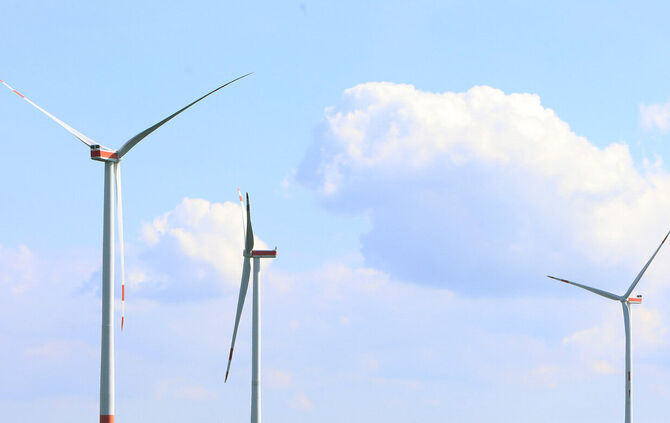 Windrad Windräder Windkraft Symbolfoto - 1