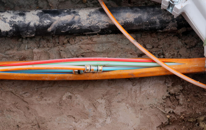 Glasfaser breitband ausbau Internet wlan symbol symbolbild symbolfoto