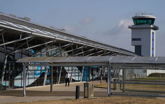 Flugzeugabsturz am Londoner Flughafen Southend
