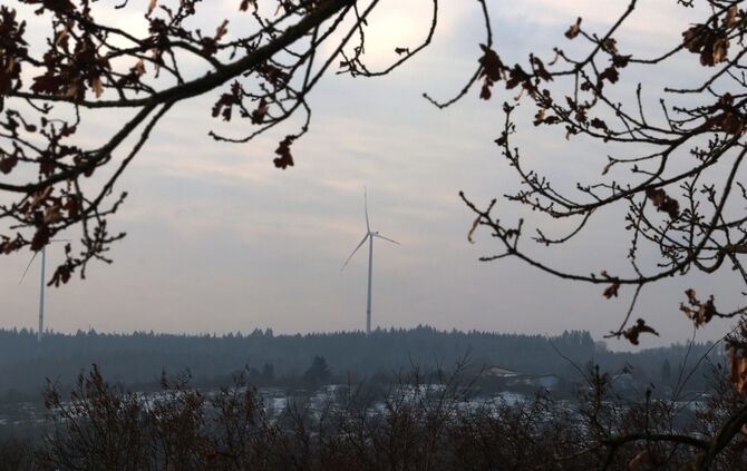 windrad goldboden windkraft winterbach energie symbol symbolbild symbolfoto