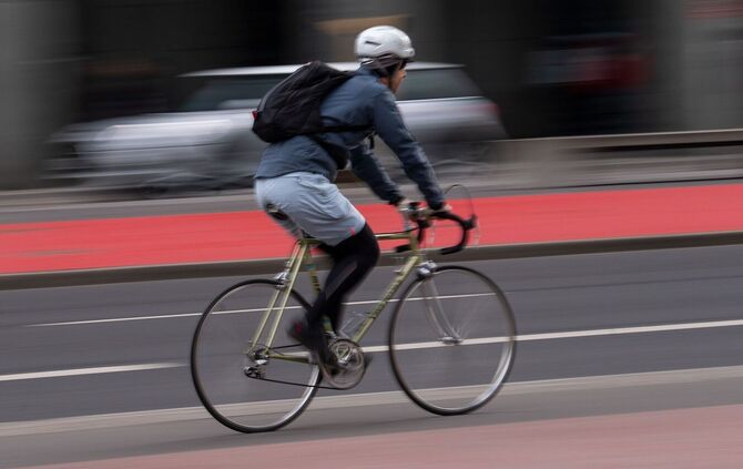Fahrradfahrer in der Stadt
