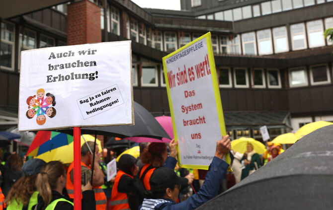 Tageseltern protestieren