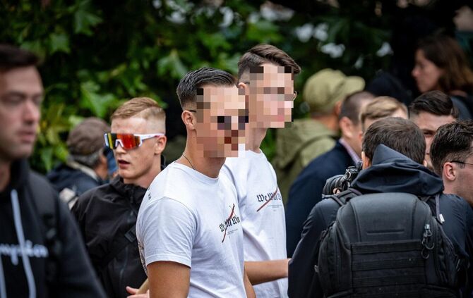 identitäre bewegung brüder - 1 - 1