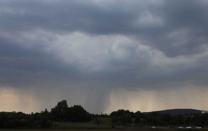 Gewitter Wolken Regen Sturm Wetter Symbol Symbolbild symbolfoto - 1