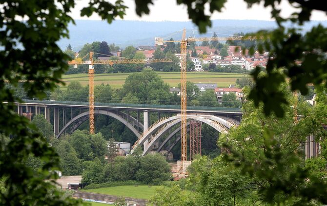 Backnang Neubau Murrtalbrücke Murrtalviadukt B14 Baustelle Stand 01.06.2010