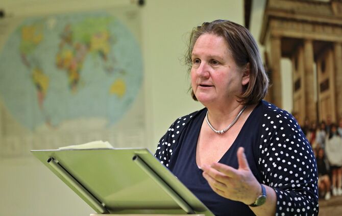Ministerin Theresa Schopper