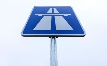 Verkehrszeichen Autobahn